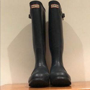 Hunter Boots Tall & Navy Blue